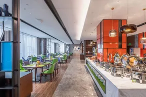 Hampton by Hilton Wuhan railway Station - Image 2