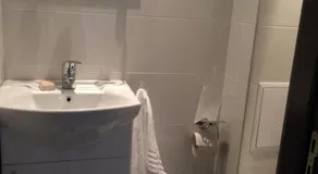 Apartment Spa Holidays - Image 2