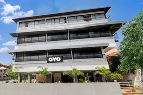 Collection O Peak Stay - Image 4
