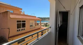 Azla Beach Retreat-Sea View Apartment - Image 5