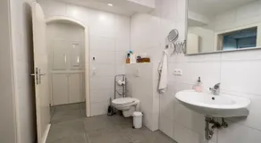 große und luxuriöse Ferienwohnung 135 m2 für max 9 Gäste - Image 2