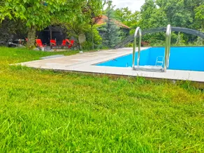 Village house - Image 3