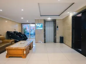 Zhetai Hotel (Guiyang Railway Station Hongtongcheng Branch) - Image 2