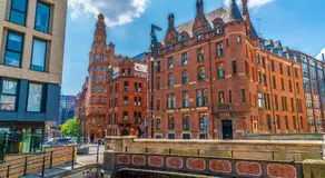 West Townhouse by CasaCity - Image 2