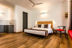 OYO Townhouse 079 Sector 46 - Image 3