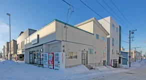 Move8 - Image 3