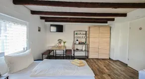 CJS Apartments - Chill or Drive am Nürburgring, new Box Spring Beds, new furniture, free Parking, WLan, TV-Streaming, Quiet Location - Image 2