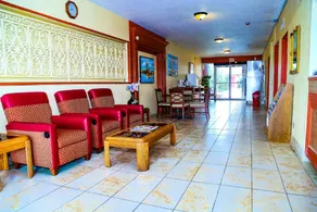 Knights Inn  Alvin TX - Image 5