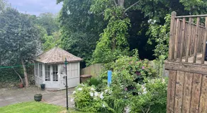 Small Private Guest cabin in lush green Dean area of Edinburgh - Image 5