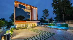Victoria Suites Airport Hotel - Image 3