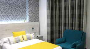Hotel Restaurante Santos - Image 2
