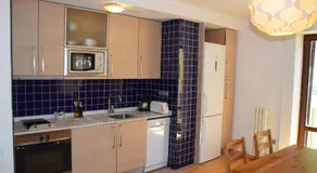 Apartamentos Zaragoza Coso - Image 4