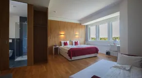 Hotel Restaurant Rhy - Image 2