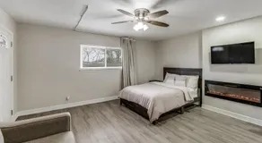 Modern Luxe Studio attached to home near Randolph AFB - Image 2