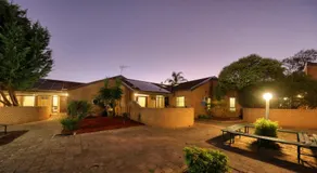 Executive Hideaway - Image 4