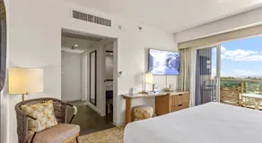 Ala Moana Condo Hotel - Image 2