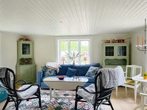 4 person holiday home in ALLINGSÅS, SVERIGE - Image 5
