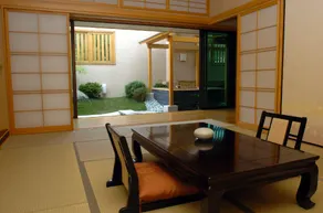 Villa 32 (Guests must be 16+) - Image 5