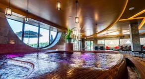 Allure Hotel & Spa - Image 2