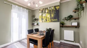 Charming 2 Bedroom House on the Iconic Humberside - Image 3