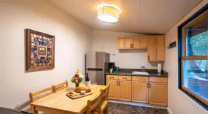 Anderson Valley Inn - Image 5