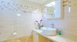Fran Apartments - Image 5