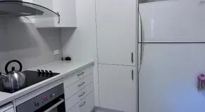 Queen Size Room guest house - Image 4