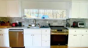 Cozy 3BR Home - Hudson Valley views near Woodbury Commons - Image 5