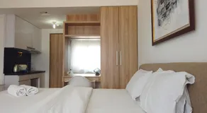 Economic Luxurious Studio Pinewood Apartment Jatinangor near JATOS By Travelio - Image 2