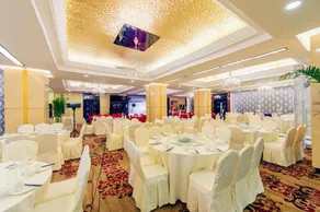 Tianyi Commercial Hotel - Image 2