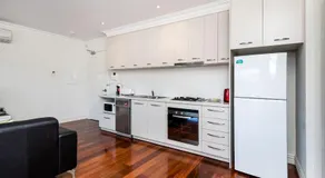 Fremantle Harbourside Apartments - Image 2
