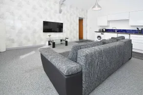 Smithfield Eight | Luxury Apartment - Image 5