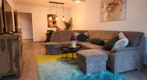 Stylish Old Town Apartment with Free Parking and a Balcony near the Cathedral - Image 2