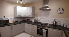 Cosy 3 bedroom residential house, private garden, 30 minutes from Alton Towers, 5 minute walk to Trentham Gardens. - Image 3