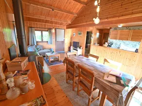 Beautiful chalet for 4 pax quietly located with a beautifully landscaped garden - Image 4