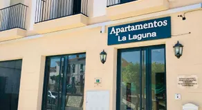 Apartamentos La Laguna - Image 5