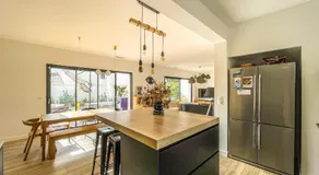 Villa « Avec Piscine à Marseille » avec piscine privée, Wi-Fi et climatisation - Image 3
