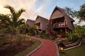 Abian Huts Dream Beach Lembongan - Image 3