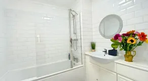 Cambridge Stays JG 2BR ApartHotel - Image 2