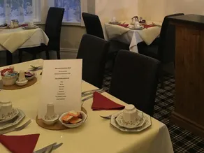 Burton Villa Guest House - Image 5