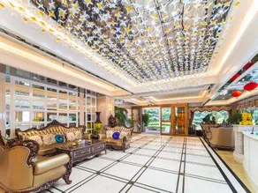 Ten Hoe Hotel - Image 5