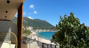 Manolo & Jolie Luxury Villa - Image 3