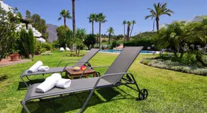 Spacious Beachfront Town House in Estepona with Fully Equipped Kitchen, Pools, Garden, Sea View - Image 5