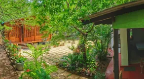 Golden Rainbow Guest House - Image 2