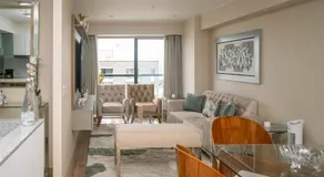 Modern 3BR 2BA Apt Gym and Parking Near Real Plaza, UP and Trendy Cafés - Image 2