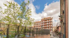 Apartment with Balconies in La Latina by Batuecas - Image 3