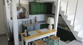 The Orange House - Image 5