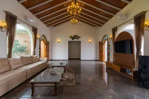 Lake Arches by StayVista - 4BHK Villa with Infinity Pool & Alfresco Dining - Image 5