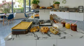 Hotel Coral Matala - Image 3