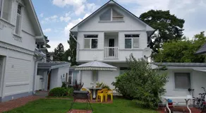 Naiza Guesthouse and Apartments - Image 3